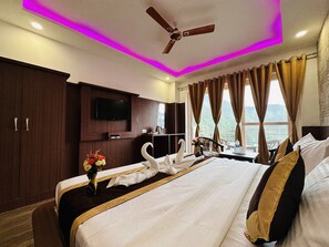 Superior Room | Free WiFi, bed sheets -  Him Holiday Ventures (Dharamshala)