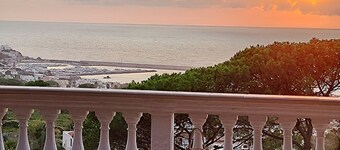 วิลล่า อันโตนิตตา อิสเชีย