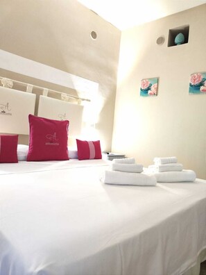 Quarto clássico, para não fumantes, vista para o jardim | Roupas de cama antialérgicas, frigobar, individualmente mobiliados