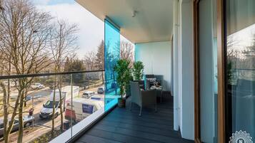 Deluxe Apartment | Terrace/patio