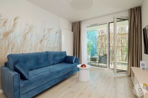 1 habitación, ropa de cama hipoalergénica y cortinas blackout 