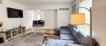 Spacious 3BR/2BA Home – Queen Beds + TVs in Every Room