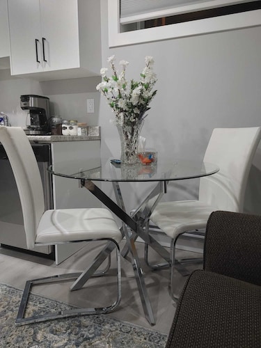 This place is an oasis of happiness...I bet on it