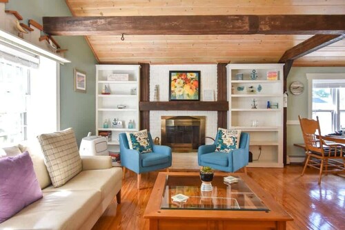 Private Pool, Large Deck, and Game Room!