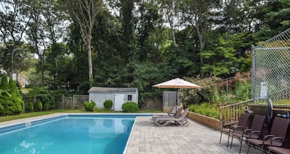 Private Pool, Large Deck, and Game Room!