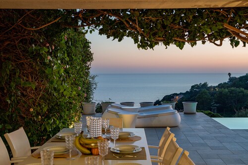 New property_Sa Turri: Relax, Infinity Pool, Seaview, enchanting Sunsets
