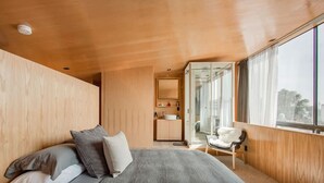 2 間睡房、熨斗/熨衫板、可攜式嬰兒床、免費 Wi-Fi