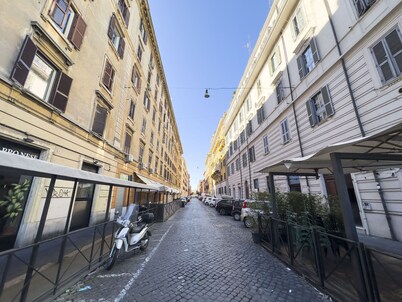Testaccio Brand New 3 BR Apartment