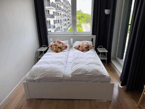 Bügeleisen/Bügelbrett, WLAN, Bettwäsche