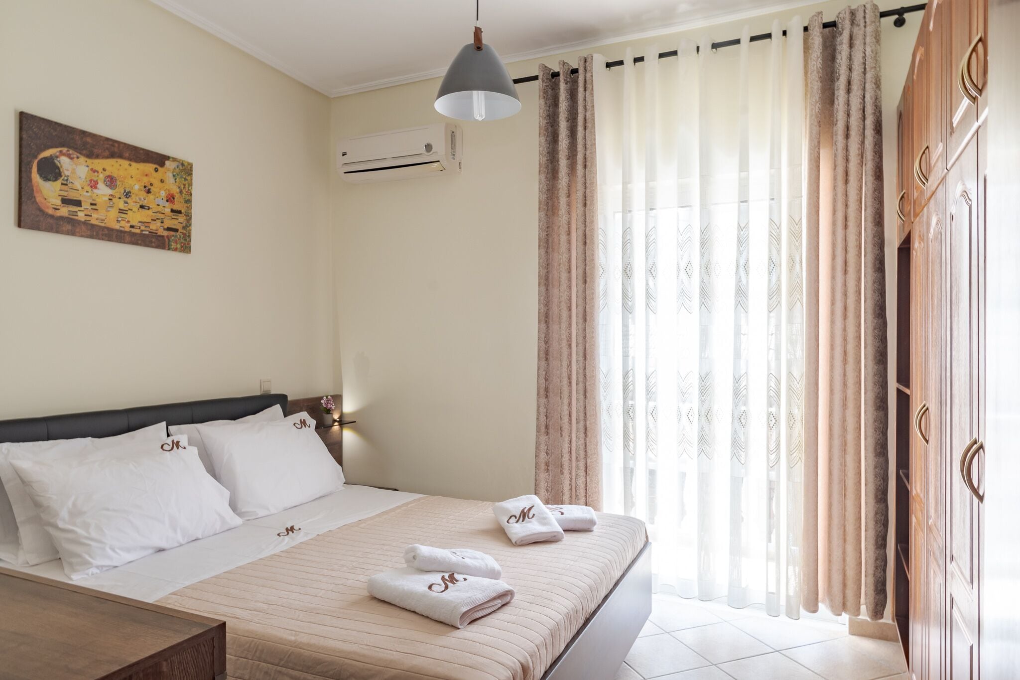 Basic Apartment | 1 bedroom, desk, iron/ironing board, free WiFi