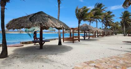Beachfront Condo directly on the private beach - Ground Floor