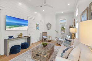 Smart TV, stereo - BVR 21 - Wade N Sea by Liquid Life (Orange Beach)