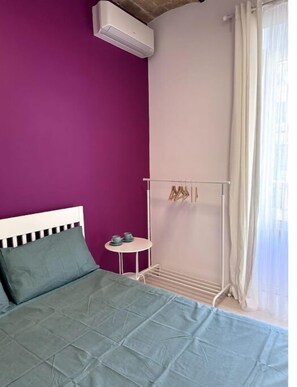 2 habitaciones, tabla de planchar con plancha y wifi gratis 