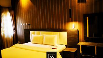 Chambre Supérieure | Coffres-forts dans les chambres, fer et planche à repasser