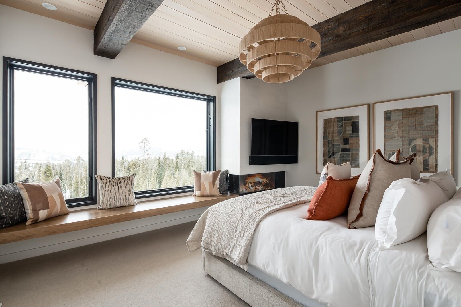 5 bedrooms, free WiFi, bed sheets