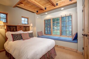 House, 4 Bedrooms
