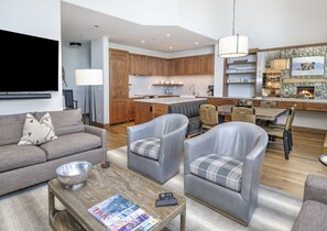 Condo, 3 Bedrooms | Living area | Smart TV