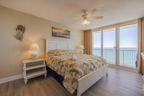 4 bedrooms, WiFi, bed sheets