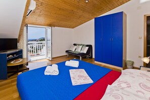 디럭스 아파트, 바다 전망 | 1 개의 침실, 암막 커튼, 다리미/다리미판, 무료 WiFi