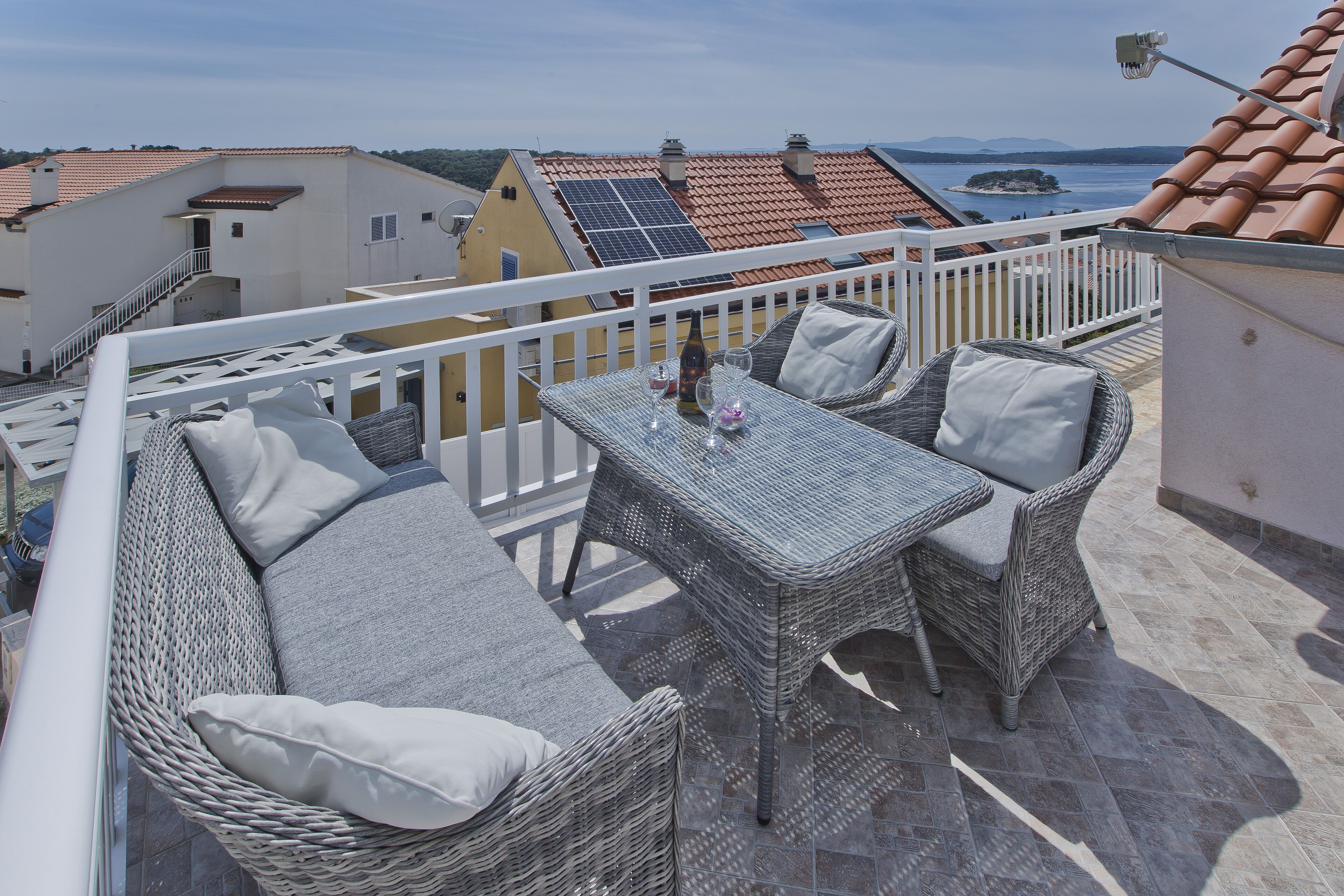 Leilighet – superior, sjøutsikt | Terrasse/patio