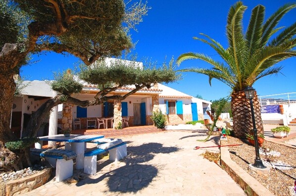 Outdoor dining - SAONA VILLAS (VN EVANA): villa for 6 people, private pool, wifi (L'Ametlla de Mar)