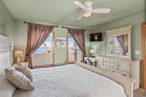 4 Schlafzimmer, Bügeleisen/B ügelbrett, WLAN, Bettwäsche