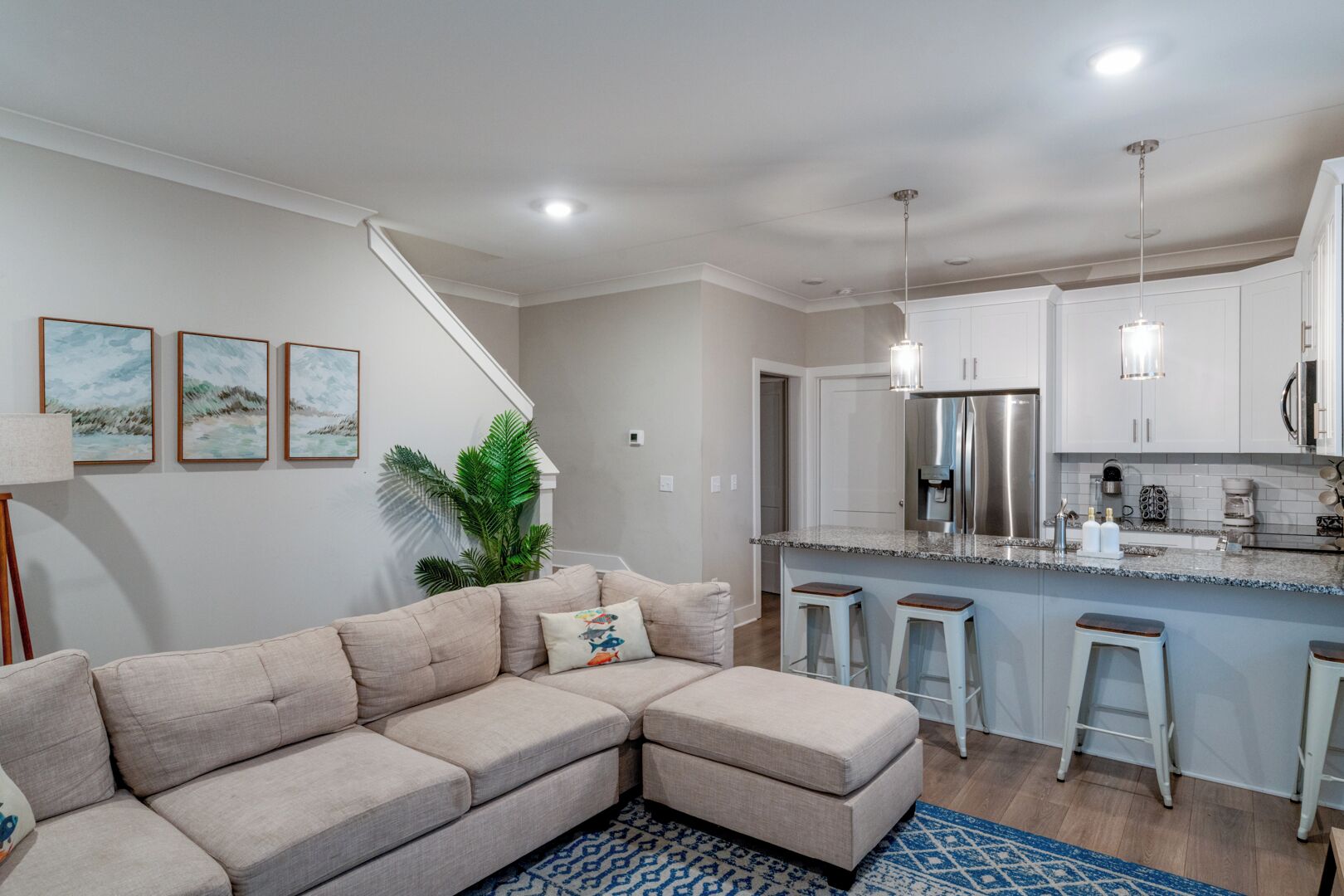Stunning 4-Story 4 BDR Home on Cumberland River w/ Rooftop Deck – Walk to Dining