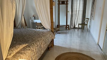 Comfort Room | 3 bedrooms, individually decorated, individually furnished