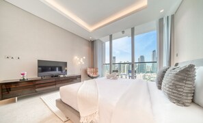 Iron/ironing board, free WiFi, bed sheets - Plush Studio at The Sterling East House Business Bay by Deluxe Holiday Homes (Dubai)