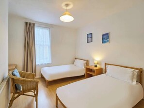 2 soverom, strykejern/-brett, wi-fi og sengetøy