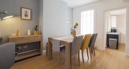 Host & Stay | Herbert Road