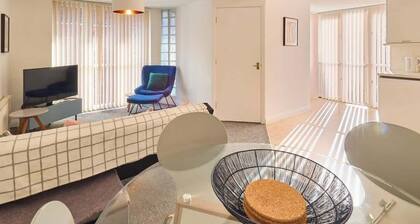 Host & Stay | King's Corner