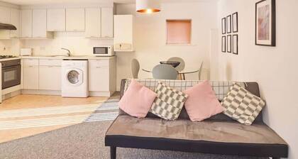 Host & Stay | King's Corner