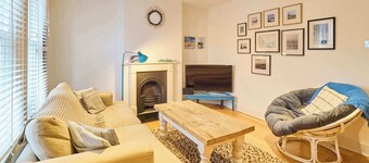 Host & Stay | Sail Away