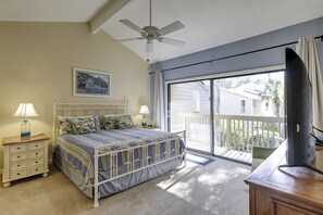 2 bedrooms, iron/ironing board, internet, bed sheets