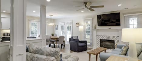 Smart TV, fireplace