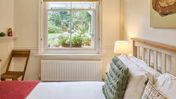 1 soverom, strykejern/-brett, wi-fi og sengetøy