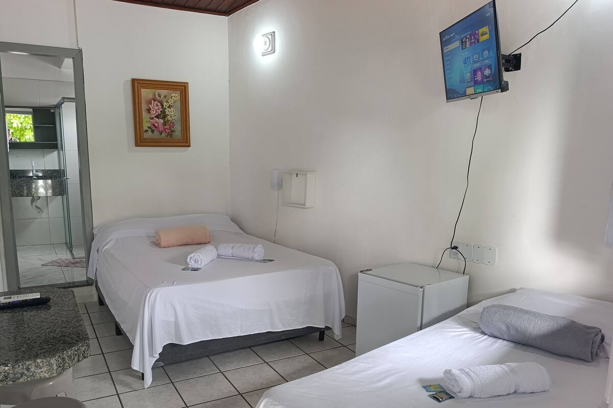 Comfort Triple Room | 1 bedroom, desk, laptop workspace, WiFi (free)