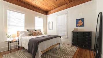 Casa | 2 habitaciones, tabla de planchar con plancha y internet