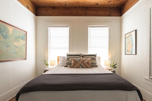 Talo | 2 makuuhuonetta, silitysrauta/-lauta, internet