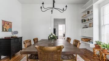 Casa | 2 quartos, ferros/tábuas de passar roupa