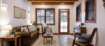 Little Dutch Cabin 101-12 Min to Magnolia-baylor