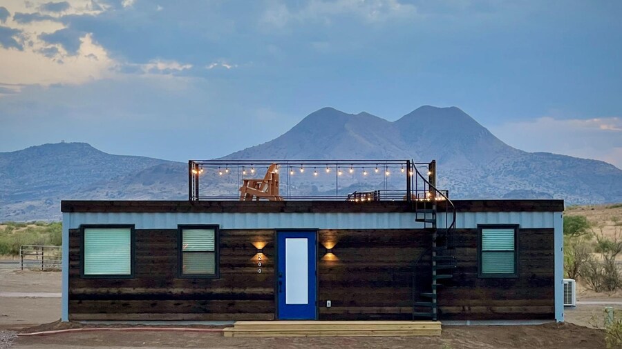 New Southwest Shipping Container-in Alpine