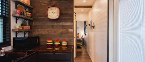 Apartment | 1 bedroom, iron/ironing board, Internet