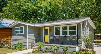 Walk to the Silos 3 Bed 1960 s Bungalow Near Baylor