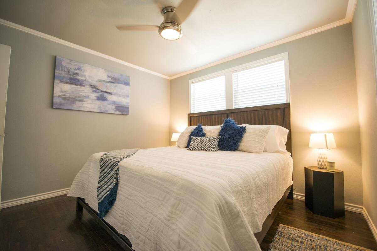 House | 3 bedrooms, iron/ironing board, Internet