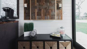 Huoneisto | 1 makuuhuone, silitysrauta/-lauta, internet