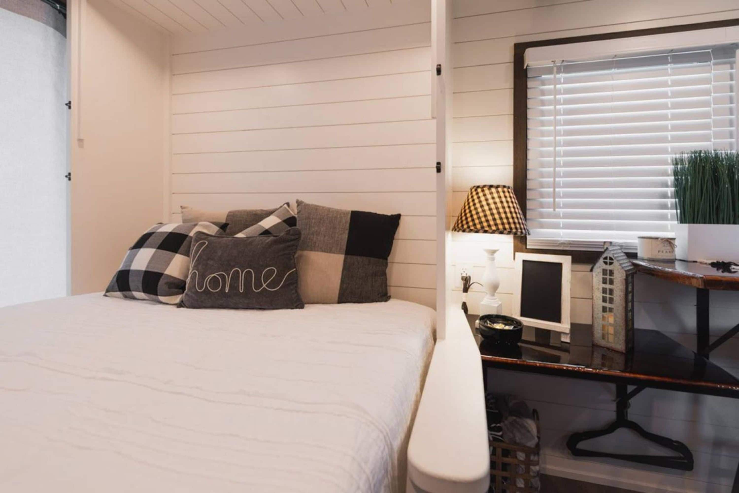 Apartment | 1 bedroom, iron/ironing board, Internet