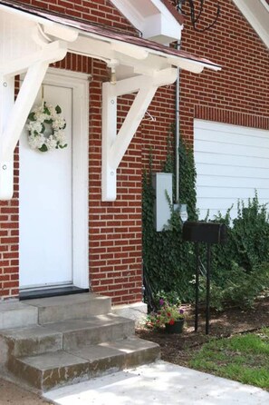 House | 3 bedrooms, iron/ironing board, Internet