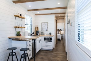 House | 1 bedroom, iron/ironing board, Internet - The Meadows Container Home in Country Setting (Waco)